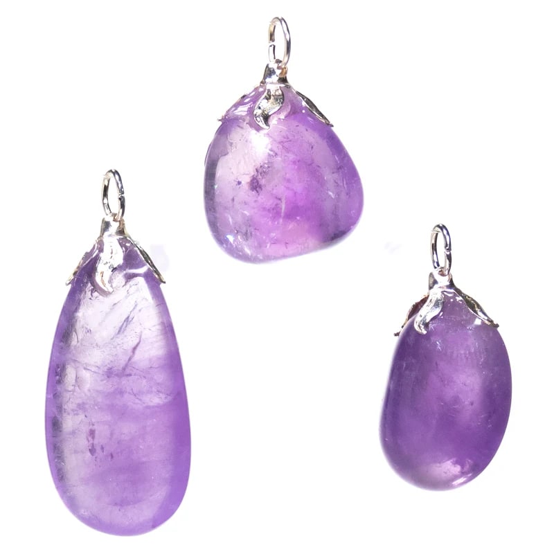 pendants in amethyst