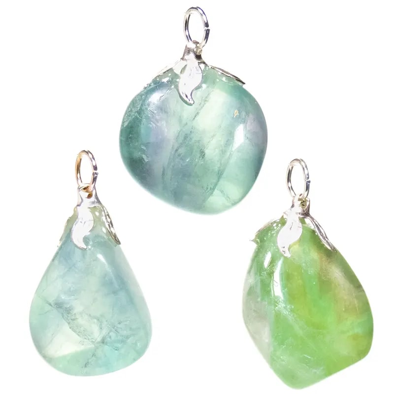 pendant in green fluorite stone