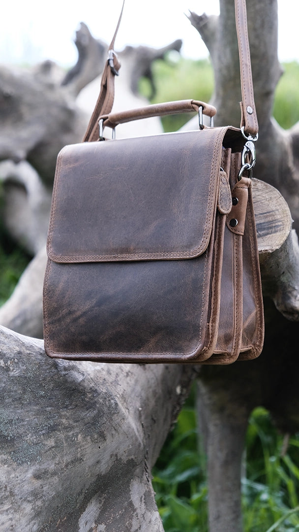Vintage Leather Bag - Leather Design