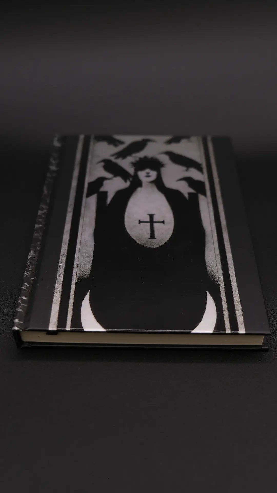 Journal Murder of Crows, LoScarabeo, Perspective